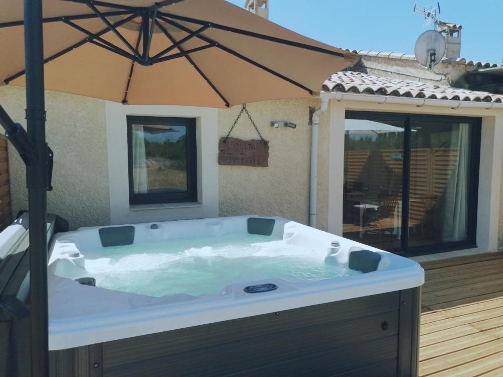 Gite De Charme Spa Privatif L'Oustau Di Tonin Malaucène Esterno foto
